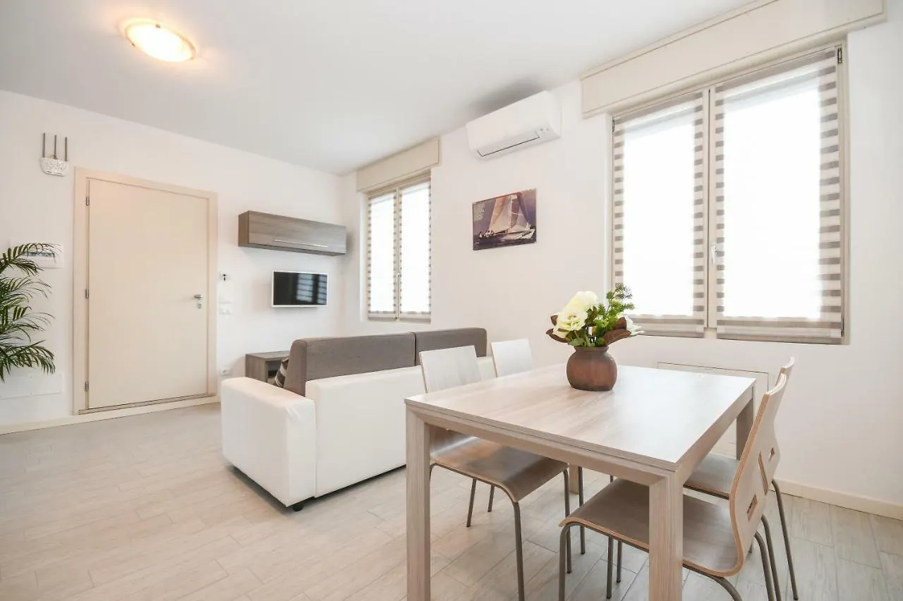 Apartment Appartamenti G&G Desenzano del Garda